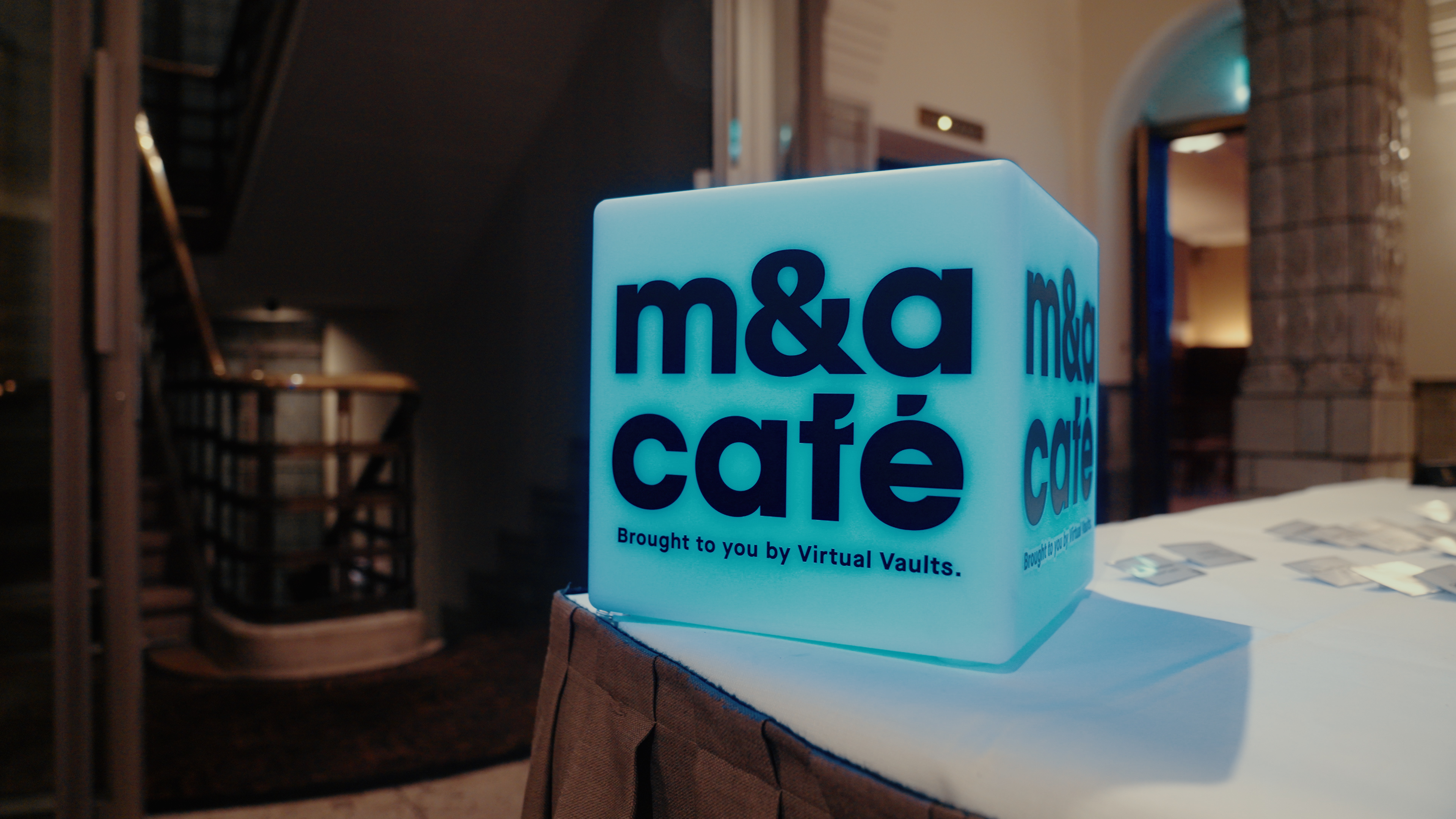 M&A Cafe 4K PICS.00 00 09 22.Still003